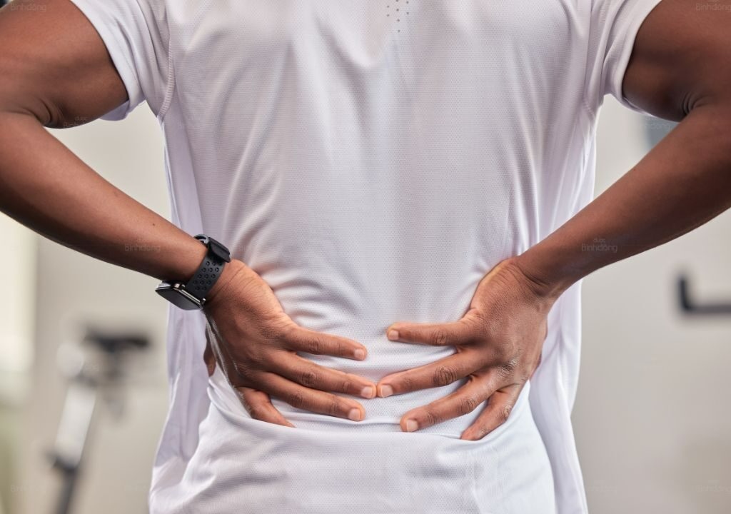 Nguyên nhân đau lưng phải